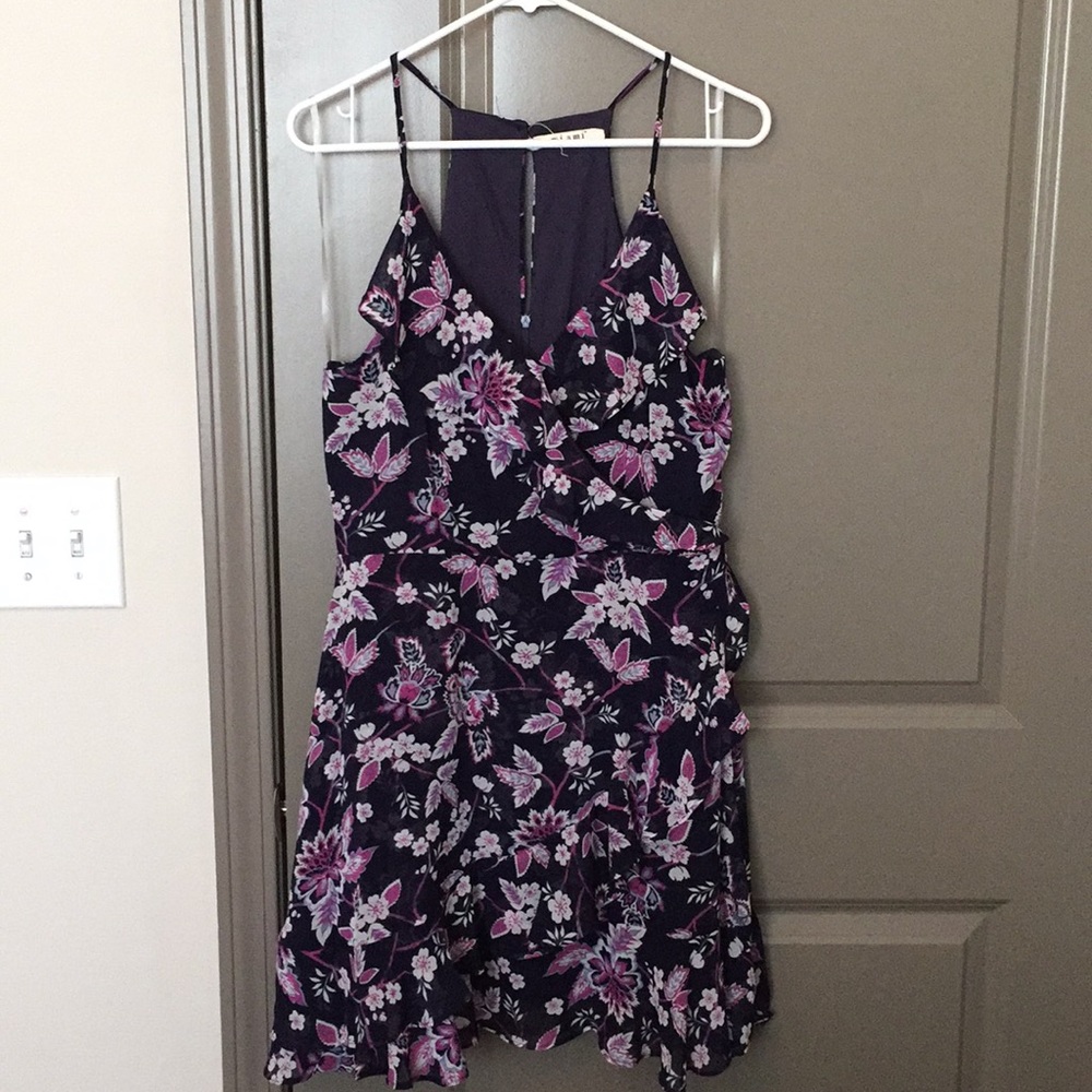 Sundress with keyhole back